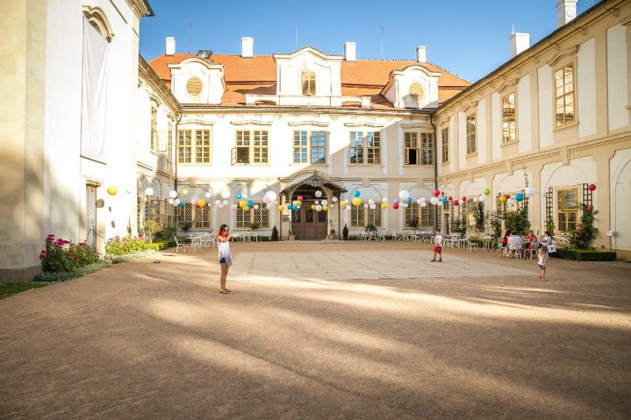 Desáté narozeniny zámeckých labyrintů zámku Loučeň