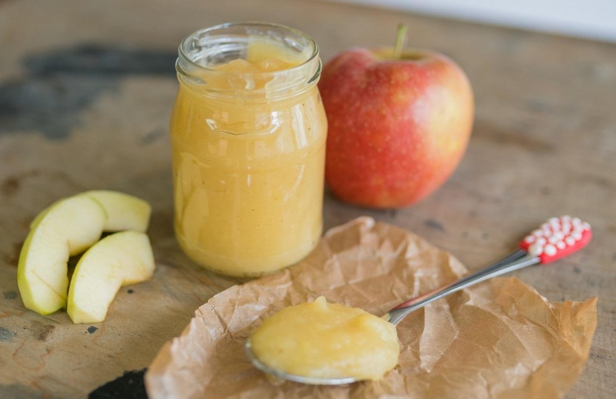 Pečeme, vaříme, restujeme… s jablky