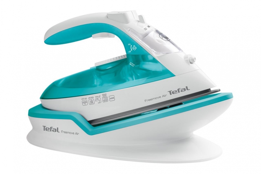 Soutěž: Vyhrajte bezšňůrovou žehličku Tefal Freemove Air (FV6520), která se hbitě dostane kamkoli!