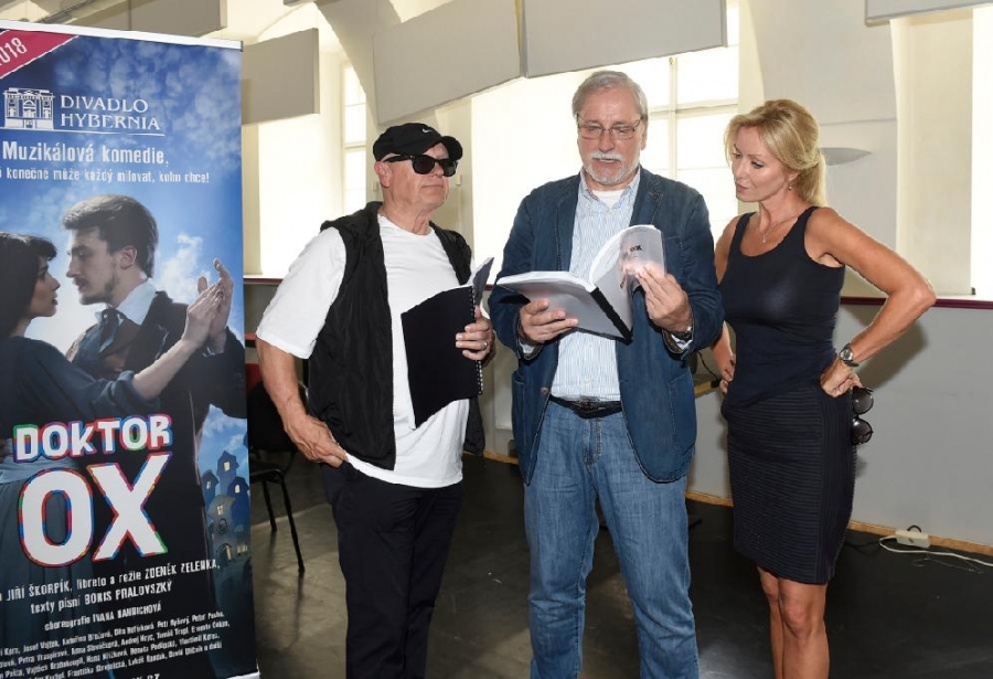 Bude muset režisér Zdeněk Zelenka měnit obsazení Doktora Oxe?