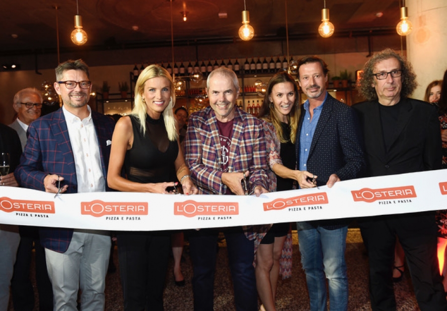 Eben s Medkovou slavnostně otevřeli L'Osterii