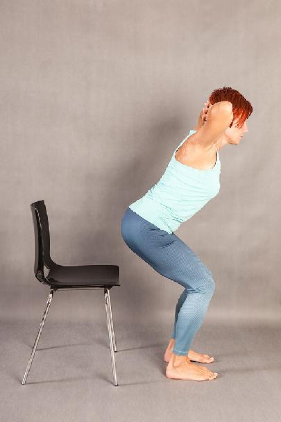 Dva jednoduché cviky pro správné držení těla, které zvládnete i v kanceláři