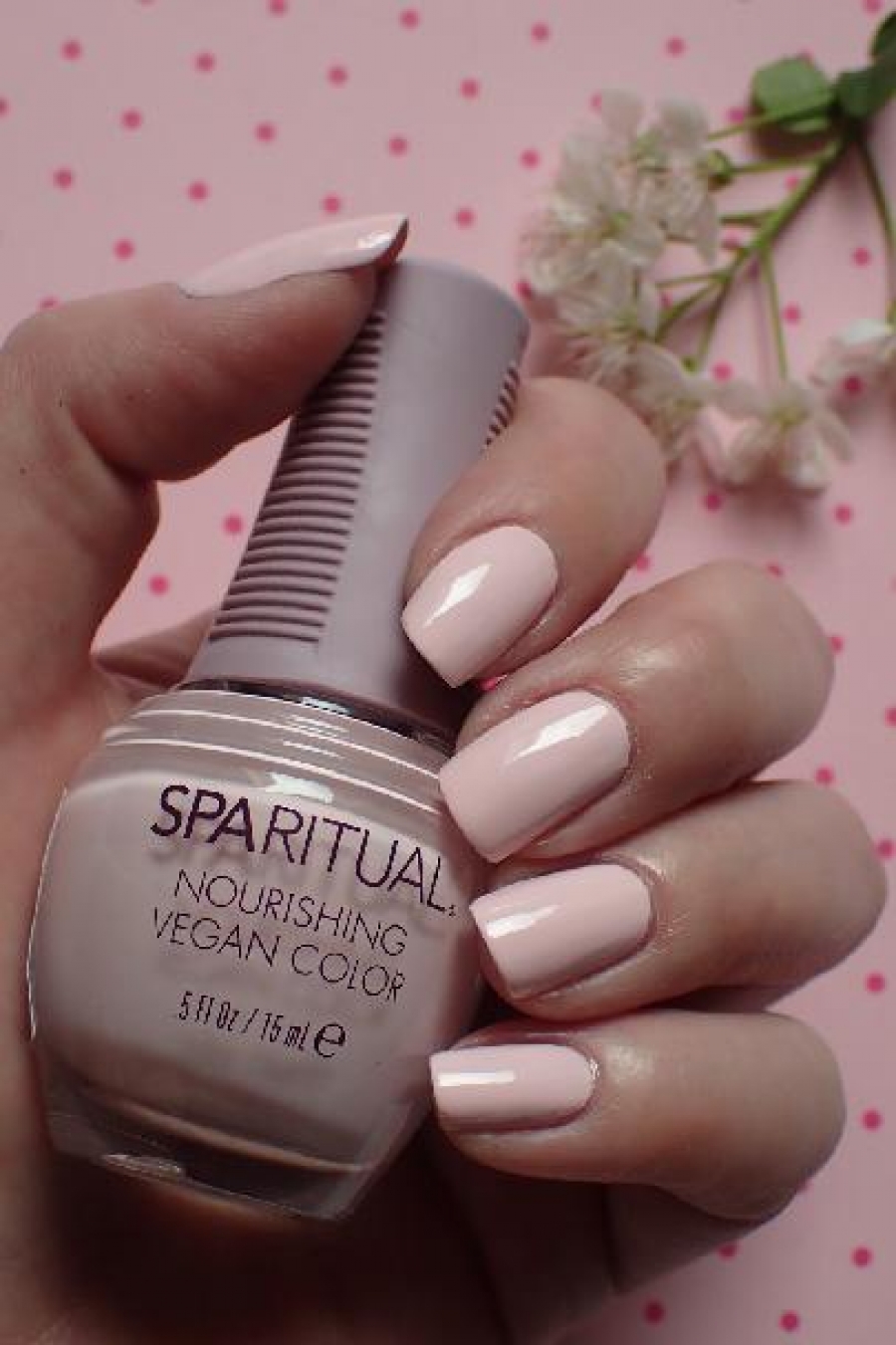 Tipy pro krásné nehty