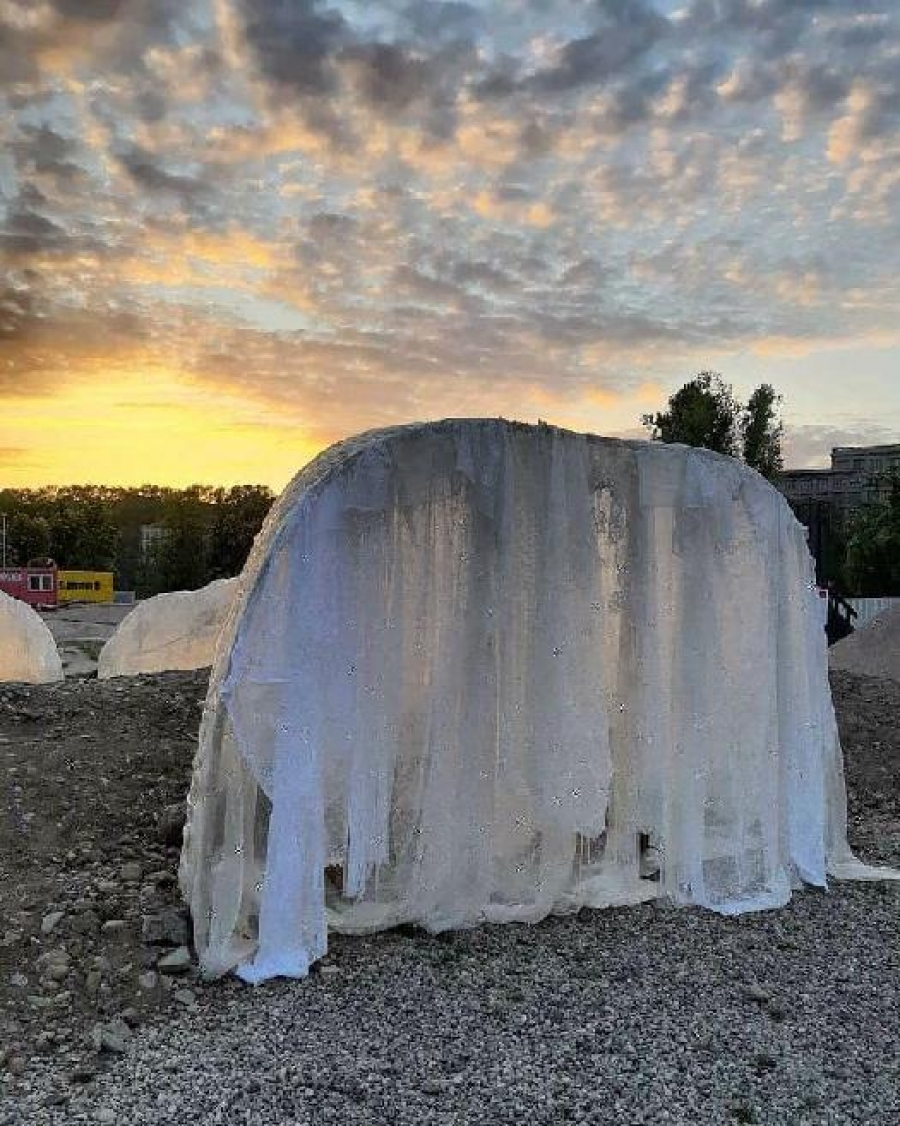 České zastoupení na Pražském Quadriennale: mimozemšťané, spartakiáda i netradiční cestovní kancelář