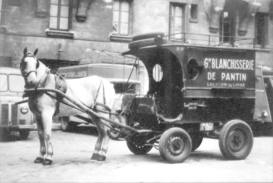 Historie prádelenství aneb od valchy k čipům