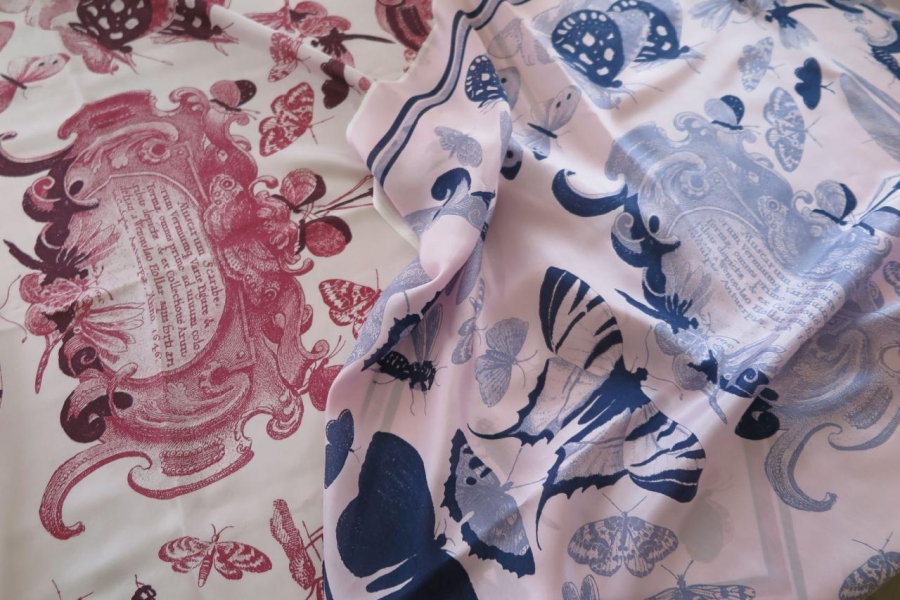 Hedvábná výstava v Paláci YMCA v Praze ukáže i dárek pro královnu