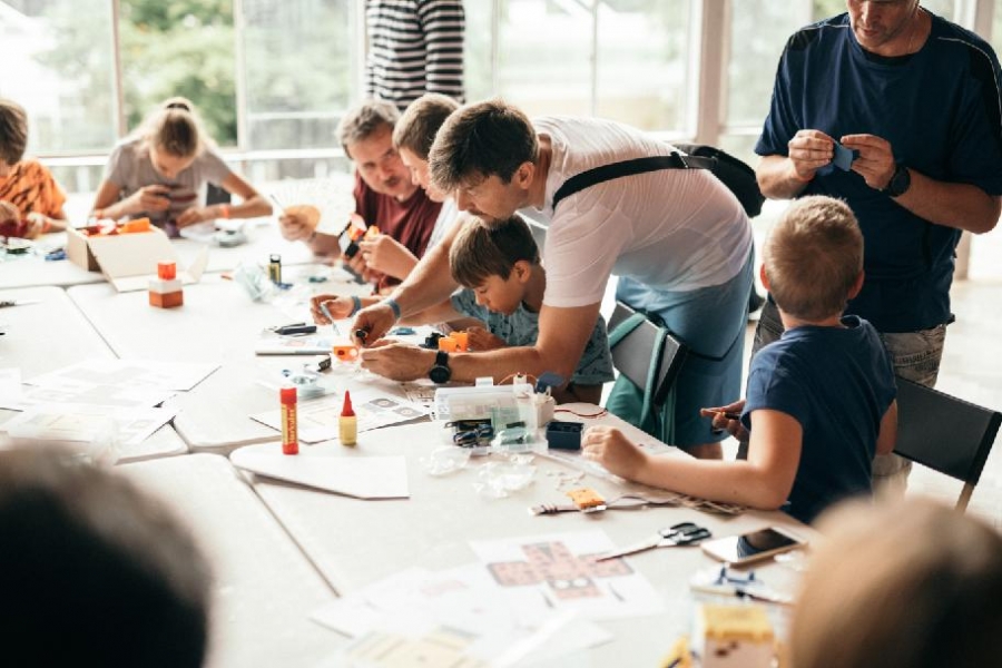 Maker Faire Prague 2020 spustil výzvu pro všechny tvořivé: Přijďte v červnu ukázat, na čem pracujete!