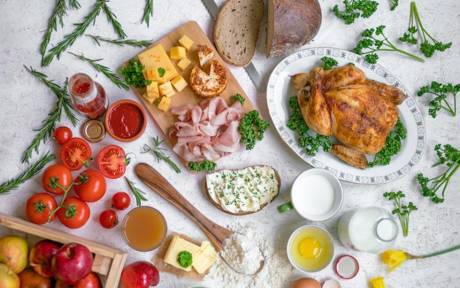 Jak si zpříjemnit únorové dny? Lehkými a zároveň výživnými recepty z kvalitních surovin