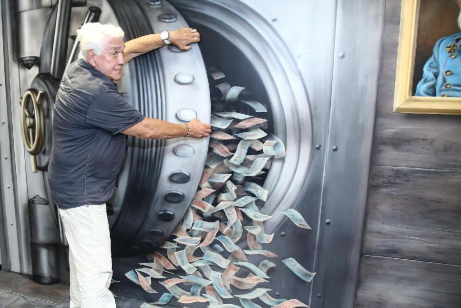 Jiří Krampol vyloupil trezor