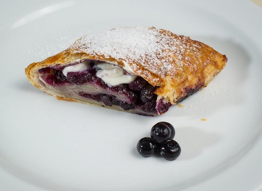 Vyzkoušejte recept na borůvkový štrúdl s mascarpone