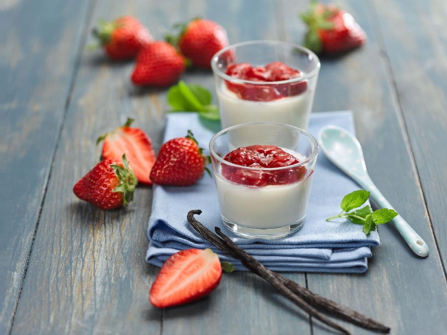 Umění, jak jednoduše nazdobit dort ke Dni matek