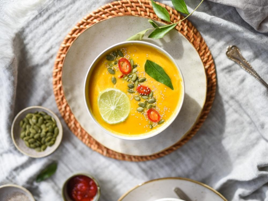 Podzimní krémová polévka s chilli a zázvorem