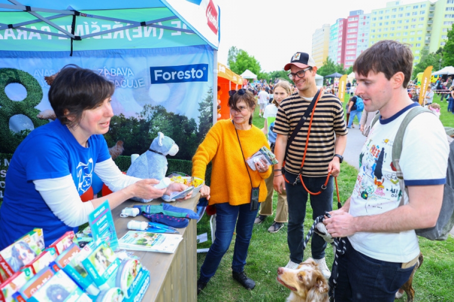 Psí den plný ocásků s úžasnou podporou útulků!