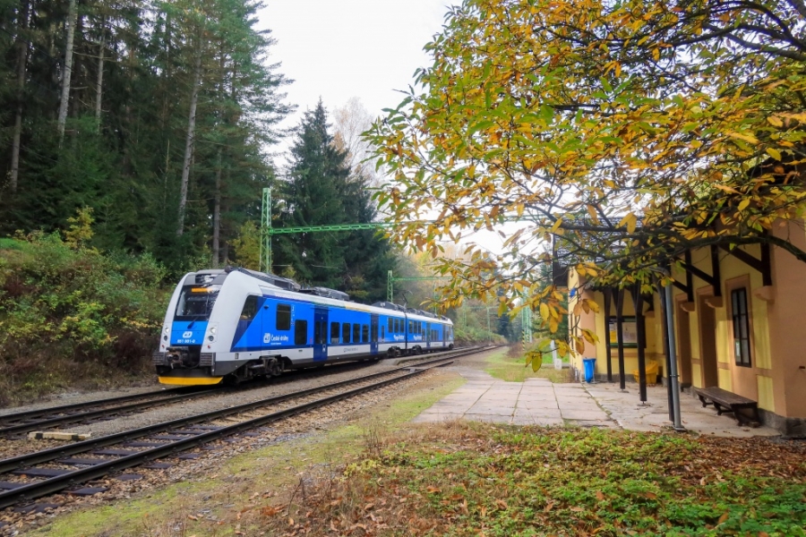 Po stopách nejstarší železnice na kontinentu až pod Čertovu stěnu a Lipenskou vodní nádrž