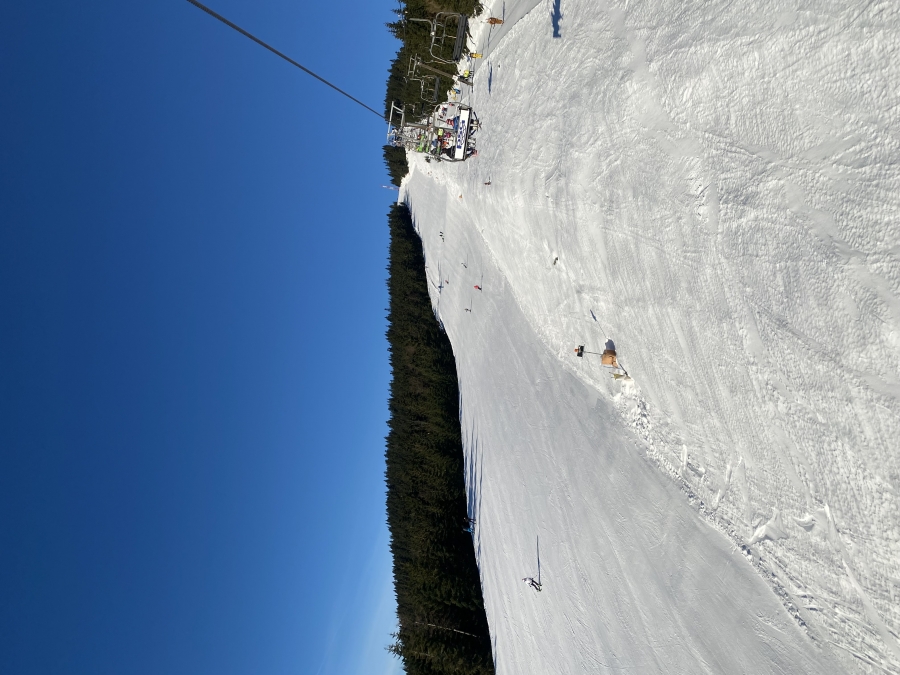 Na českých horách kraluje pravé zimní počasí. Špindl i Ještěd hlásí perfektní sněhové podmínky.