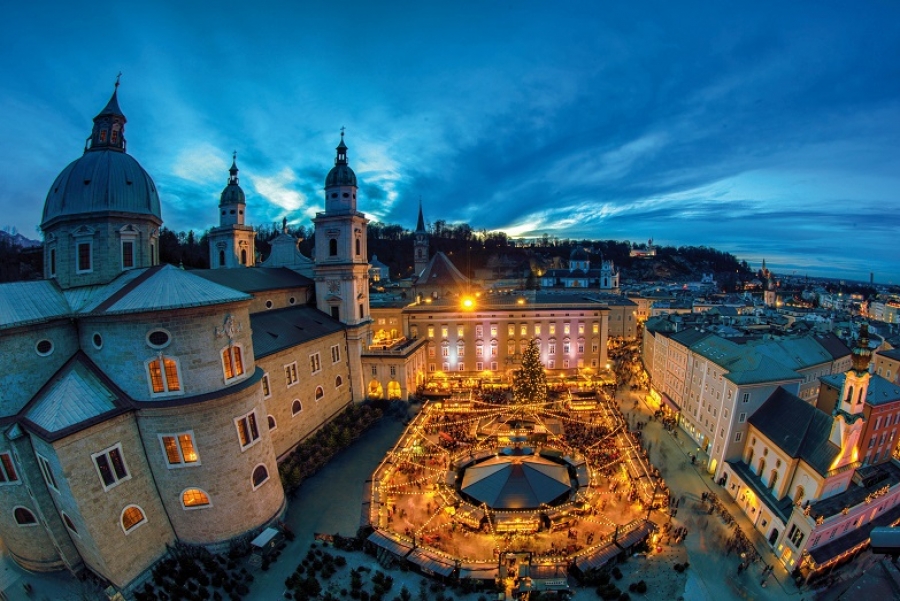 Visit Salzburg's world-famous Christmas market with Prague Best Experience