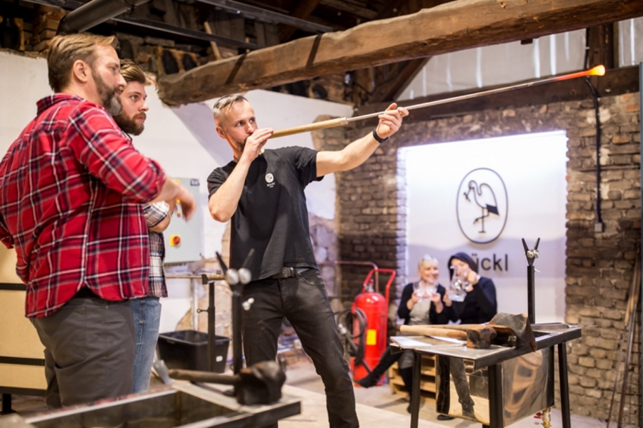 Teambuilding nemusí být nuda. Zábavu hledejte ve středních Čechách