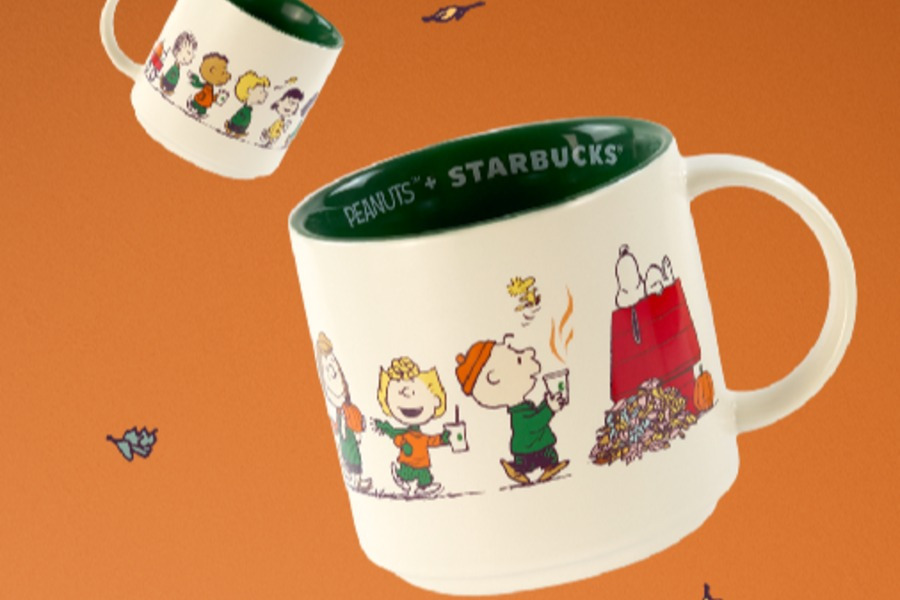 Snoopy míří do Starbucks. Novou podzimní kolekci doplňují dýně, kočky a sběratelské doplňky