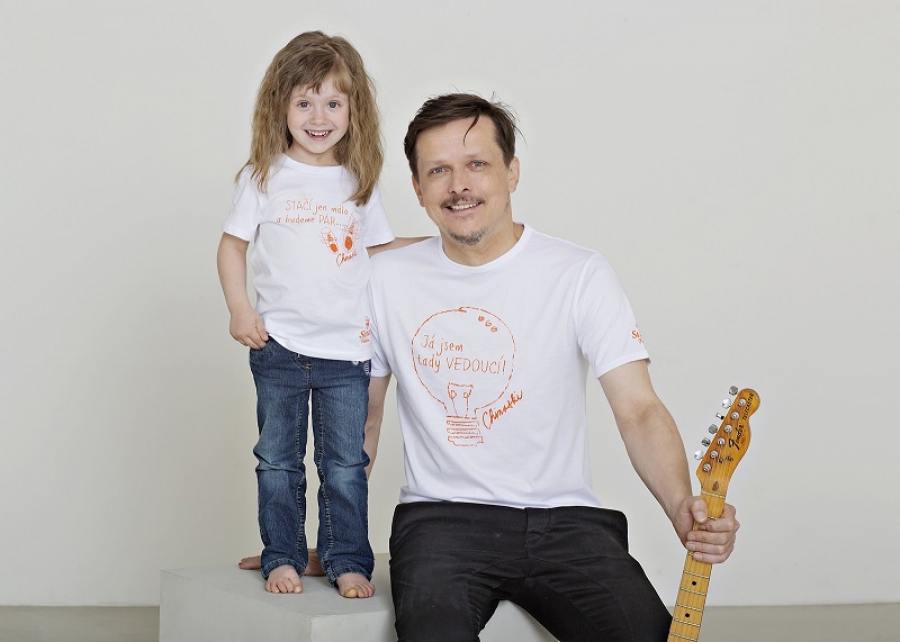 Rozhovor s Michalem Malátným z Chinaski: Jsem chodící reklama na rodičovství a manželství