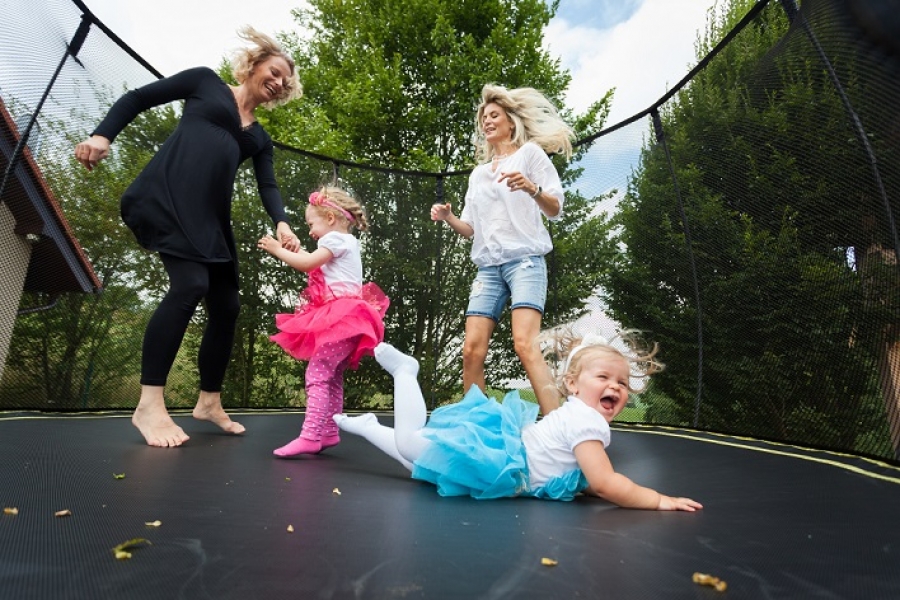 Iveta Vítová a Kristína Kloubková ve Ville Memories